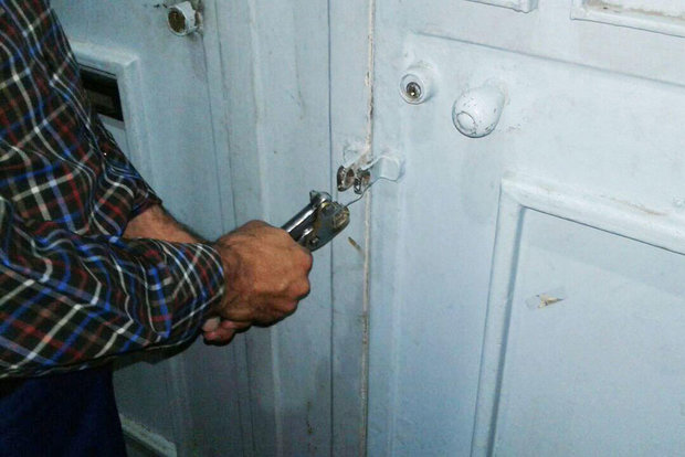 یک کارخانه آسفالت آلاینده هوا در دزفول پلمب شد یک کارخانه آسفالت آلاینده هوا در دزفول پلمب شد