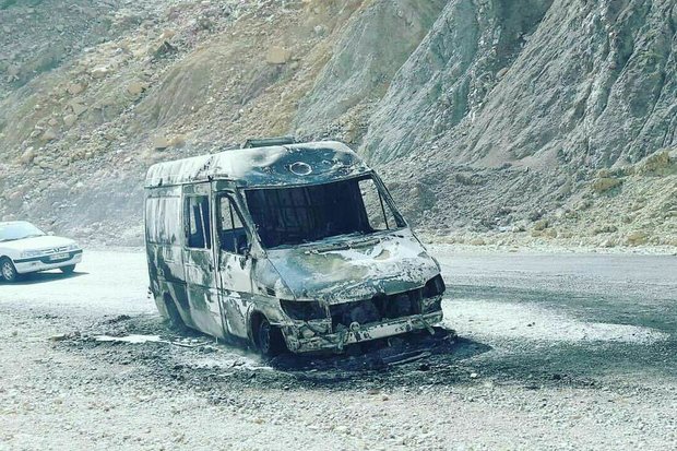آمبولانس حامل مصدوم آتش گرفت/جوان اندیکایی در مرکز درمانی فوت کرد آمبولانس حامل مصدوم آتش گرفت/جوان اندیکایی در مرکز درمانی فوت کرد