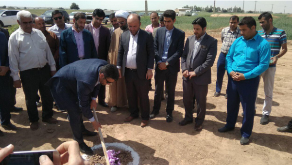 کلنگ زنی دو دستگاه پل در شهرستان گتوند کلنگ زنی دو دستگاه پل در شهرستان گتوند