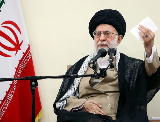 رهبر انقلاب در دیدار مسئولان قوه قضائیه: تحول در قوه قضائیه باید سریع باشد رهبر انقلاب در دیدار مسئولان قوه قضائیه: تحول در قوه قضائیه باید سریع باشد
